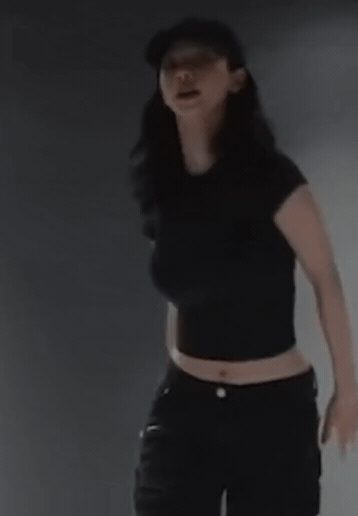 1730435416621.gif