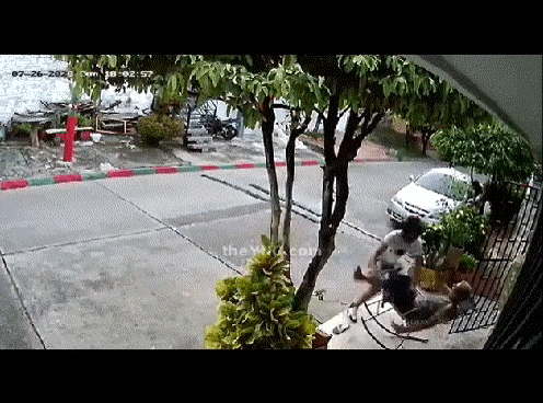 3d827969d2b1d45bede573dc5fc71149.gif