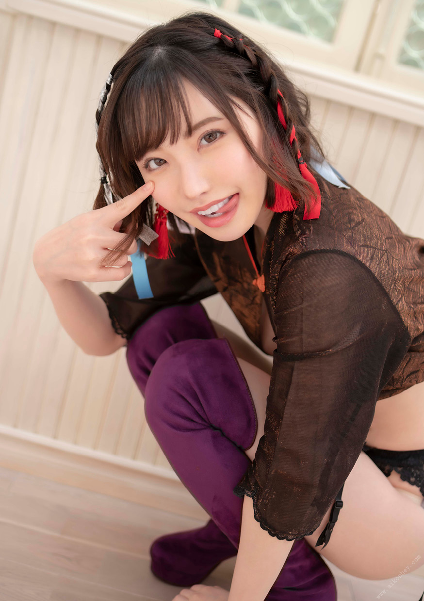 Eimi Fukada 2 (4).jpg