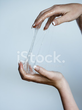 수정됨_9652202-sticky-substance.jpg