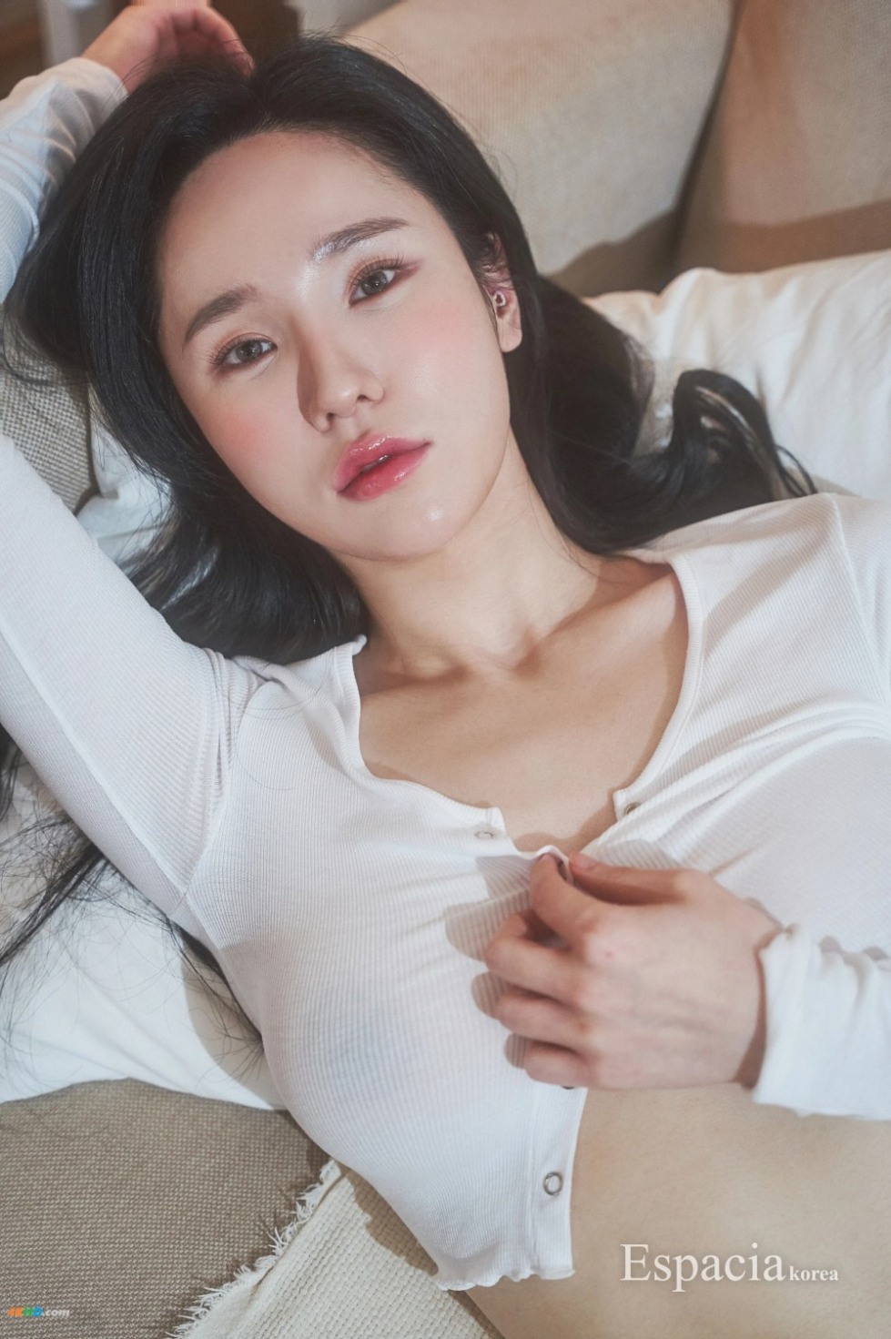 YUNHA 5 (24).jpg