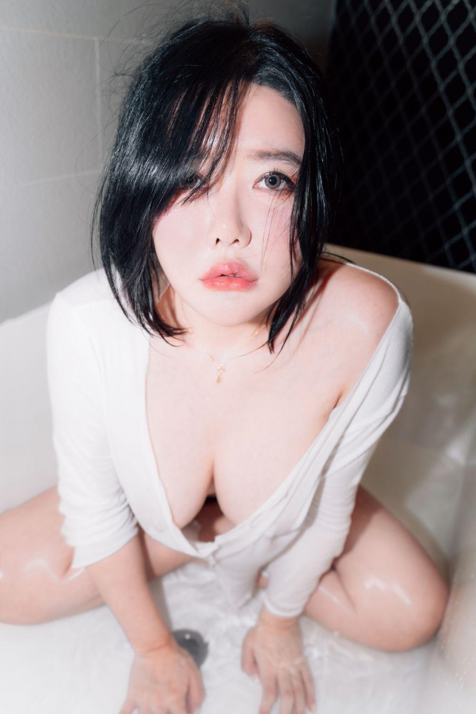 JISUA (지수아) 3 (50).jpg