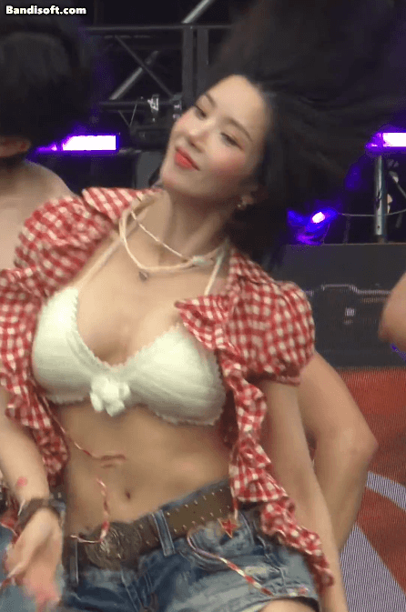 Honeycam 2025-07-07 06-32-57.gif
