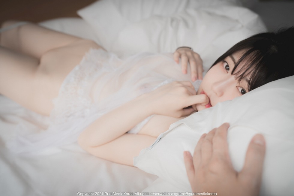 Eun Bi 은비 1 (21).jpg