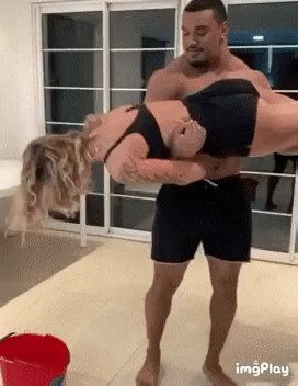010c32bc5843e308c79a9211f974c0ee_11253453267_1.gif