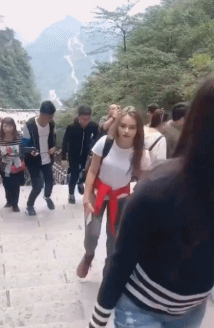 r_rd1588b001_877e30737d83c4d356406637e02deea84111608b.gif