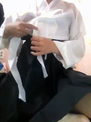 cgQTq5b2_85792f8b3d3c66eb72e6a05cc31be56ecf615756.gif