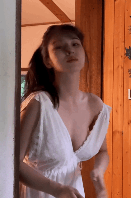 C1A60A1C-0A1D-4E29-A0B2-9A0954D26F41.gif