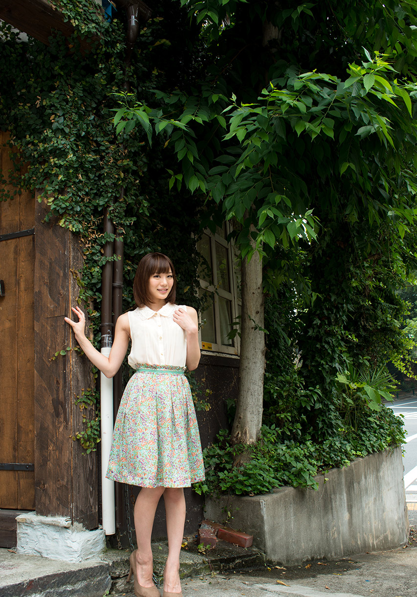 Airi Suzumura 4 (1).jpg