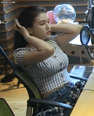 QueasyWindyBilby-size_restricted.gif