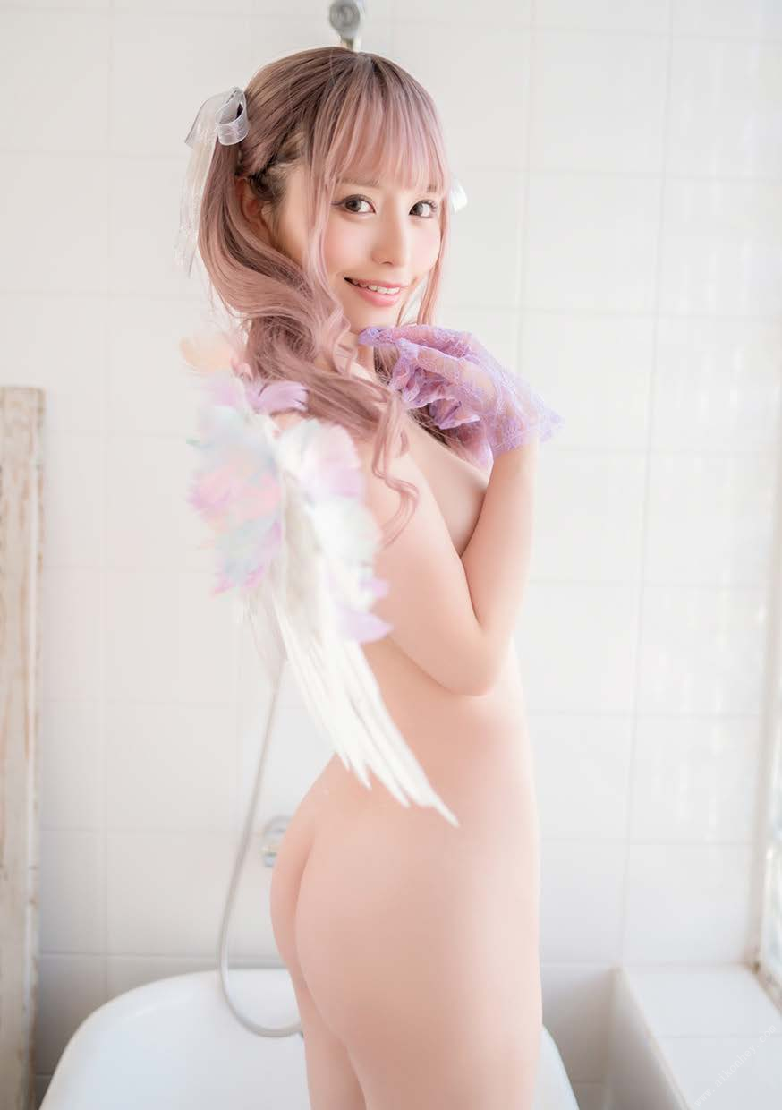 Mayuki Ito (53).jpg