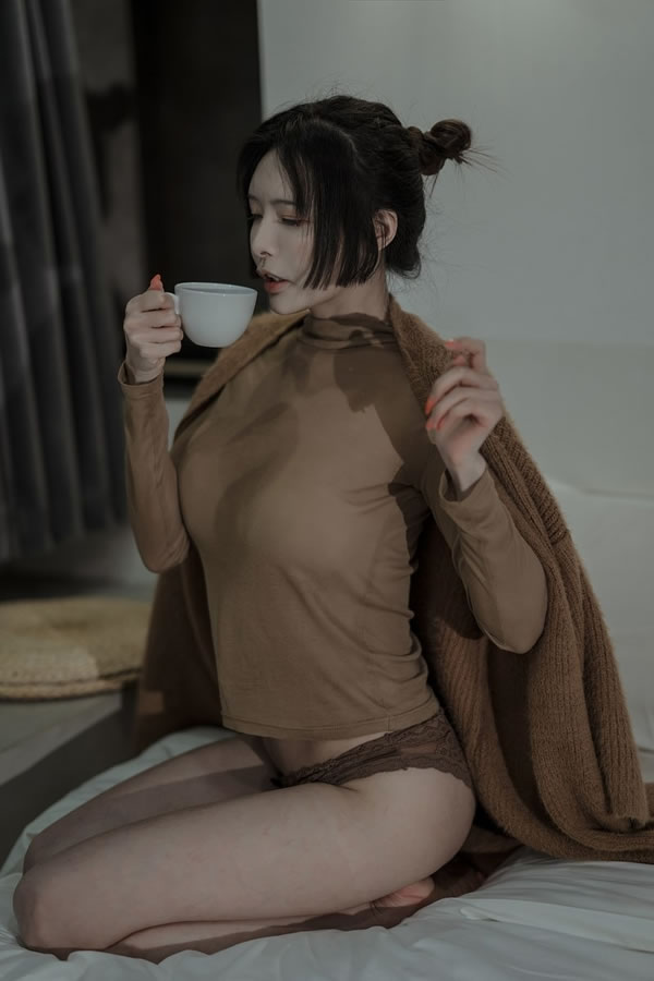 秋和柯基 2.jpg