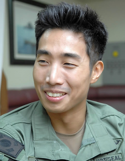 이근.png