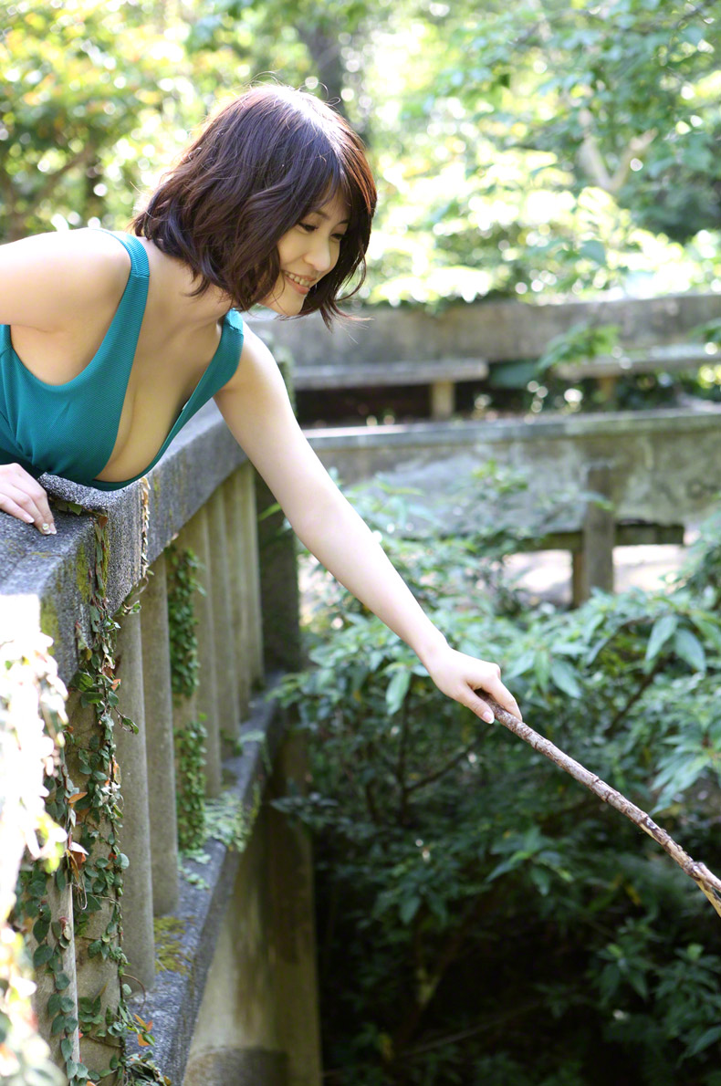 Asuka Kishi 1 (17).jpg