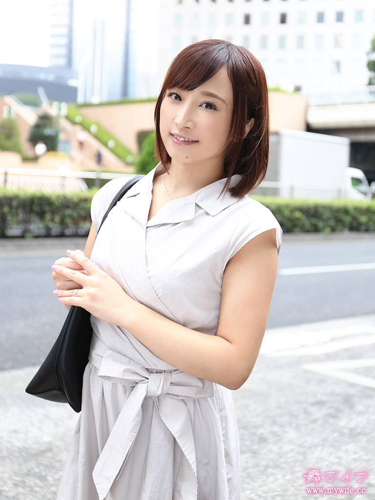 my wife 4-102.jpg
