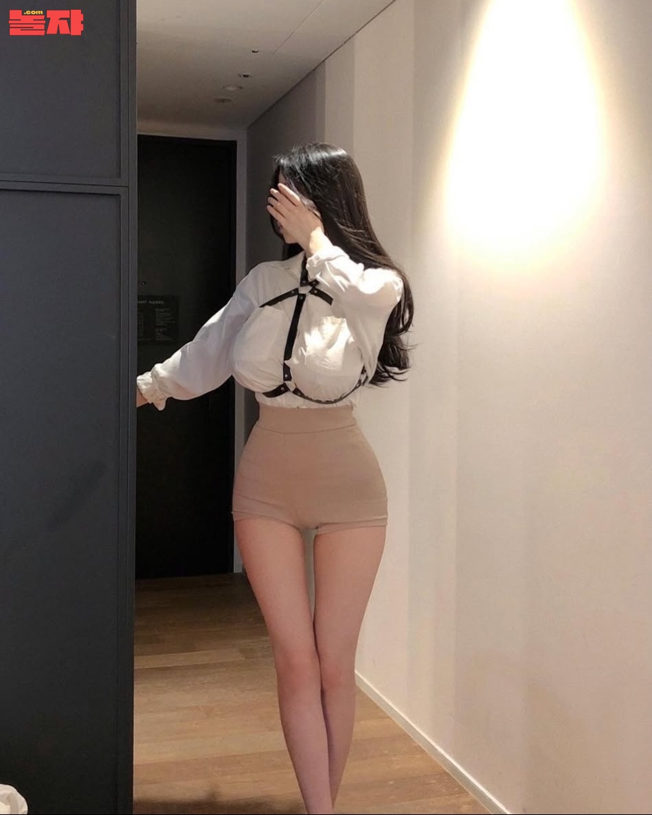 9b250a6660973f2f7b03aa47aab56cf6.jpg