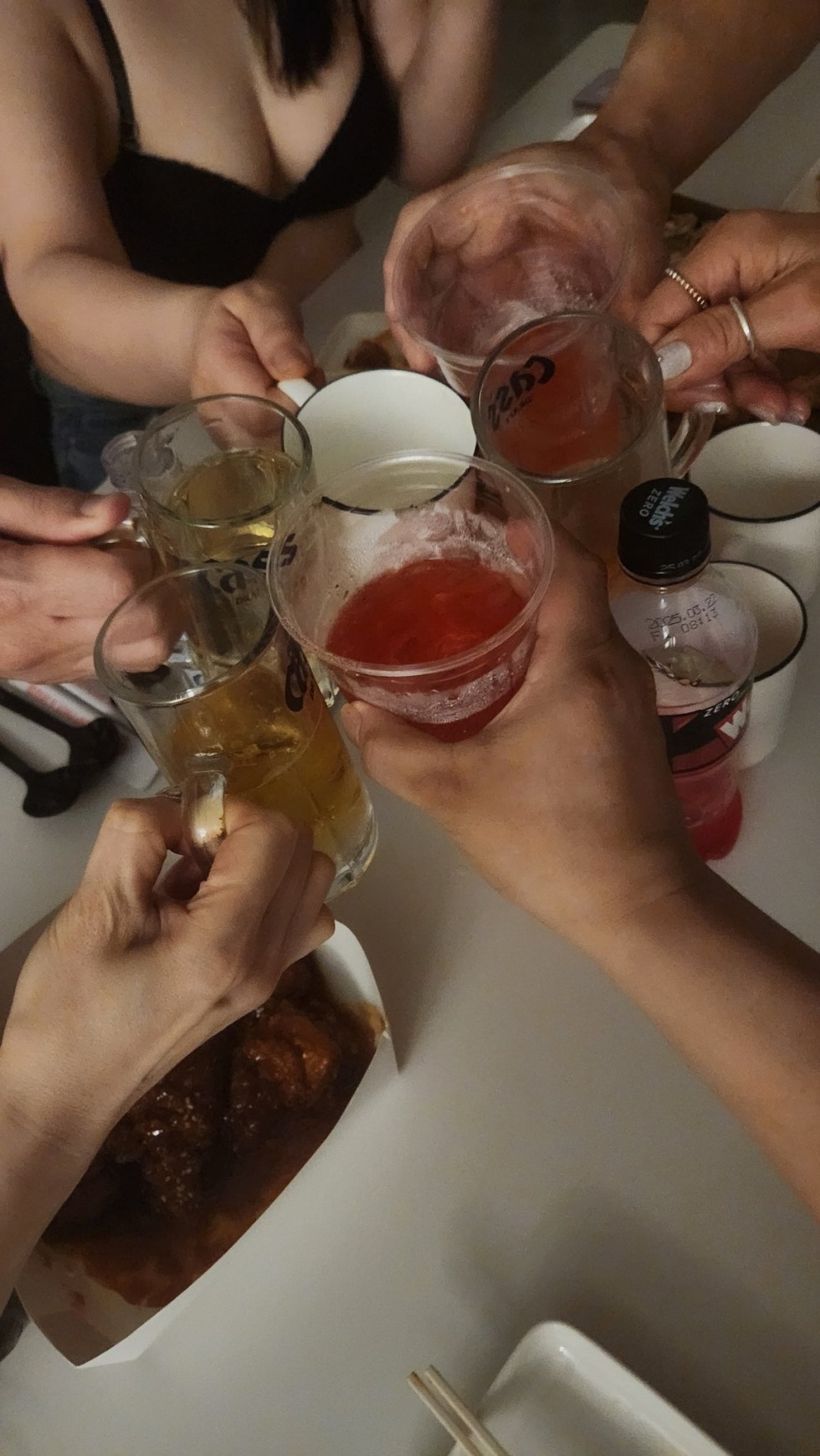 GLxk1AWaAAATAjE.jpg
