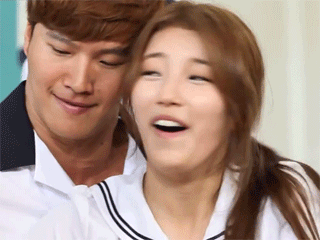 oAPClYxN_4e4ff40fe4b2db22b2e27b8cfe30fce3e622ba0a.gif