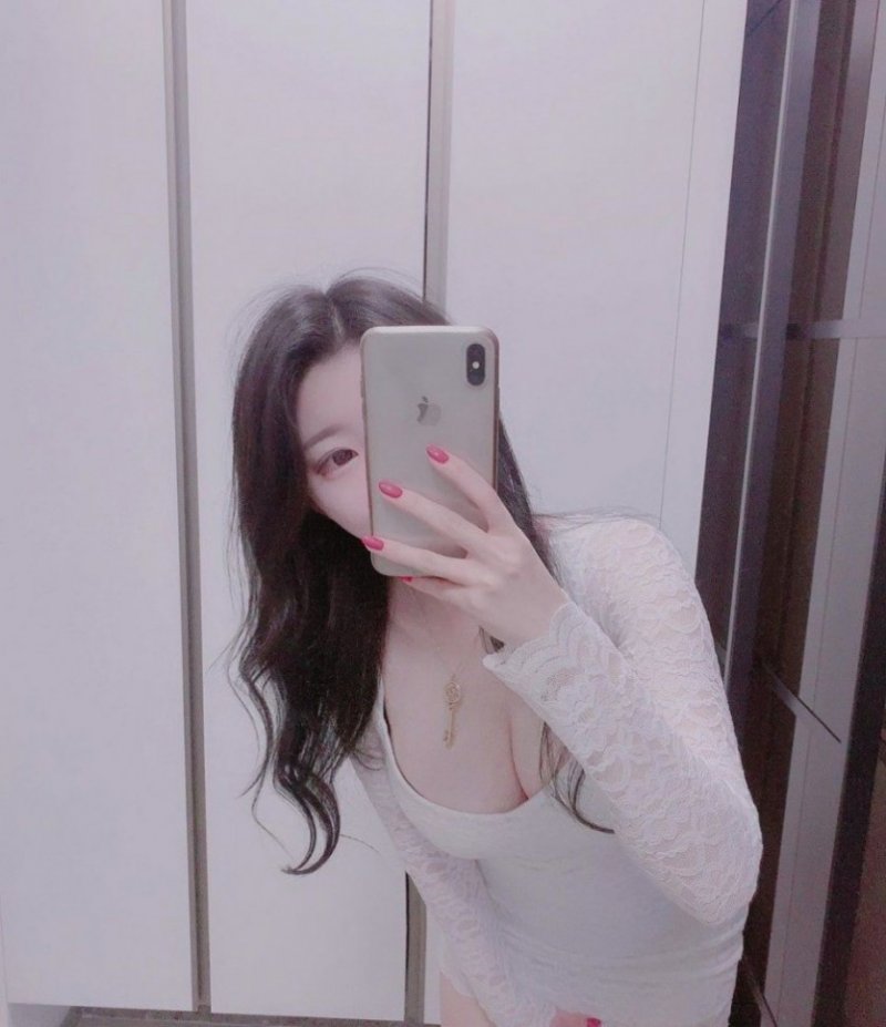 thumb-2049130133_xXWpbzo2_f84f93f9e30051d966119ddc6aed4f5604f31934_800x927.jpg