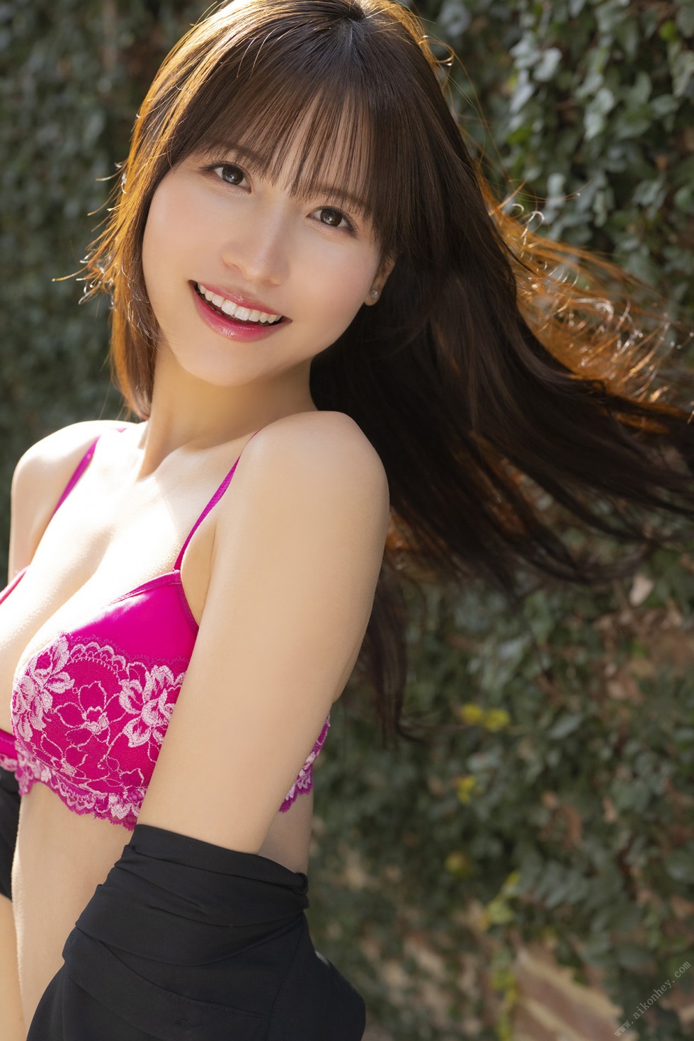 Momo Sakura 4 (3).jpg