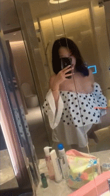 2943702868_HA7BYPzm_0885d4bc3fd0b0011dcfca7137634c0f347b72d9.gif