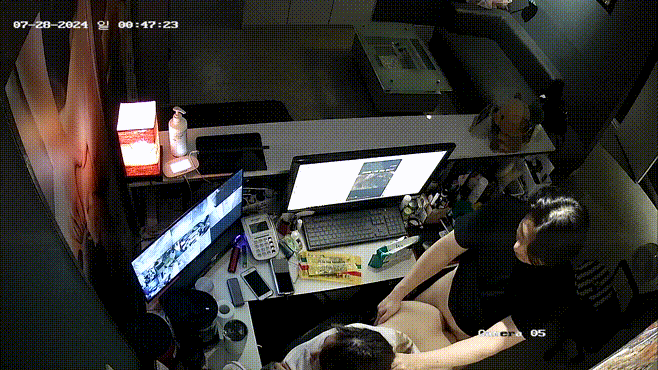 eed83f02e8ab5a8d7b48cec5ba9fb2ec-min.gif