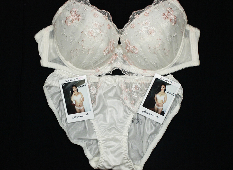 bhg020sotl-07.jpg