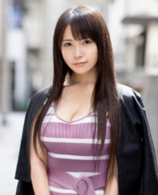 아사카 히나타朝香ひなた.jpg