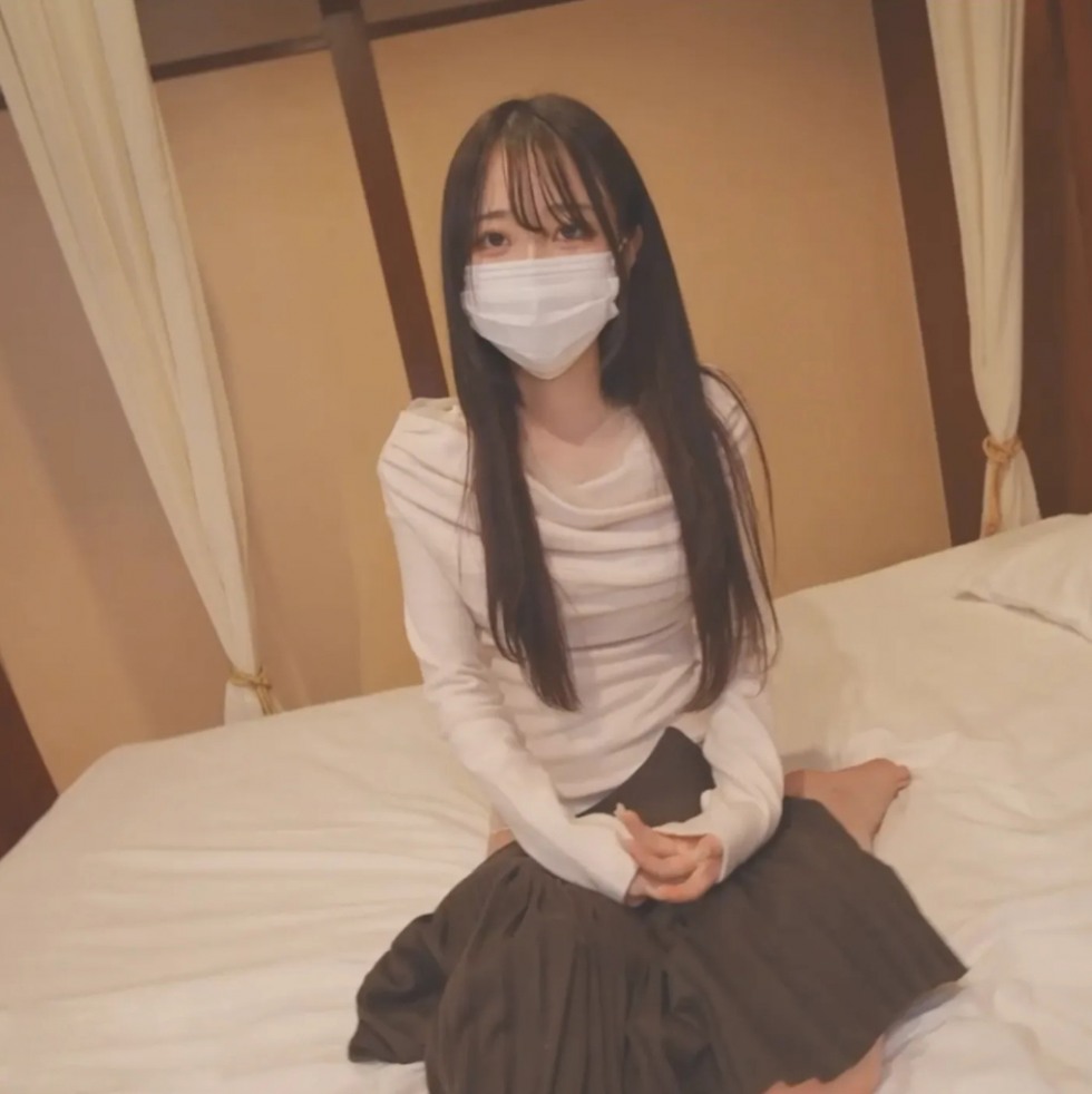 FC2-PPV-4899872.jpg