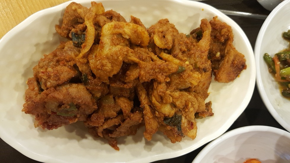 탐제욱.jpg