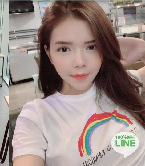 라인-리사1.jpg