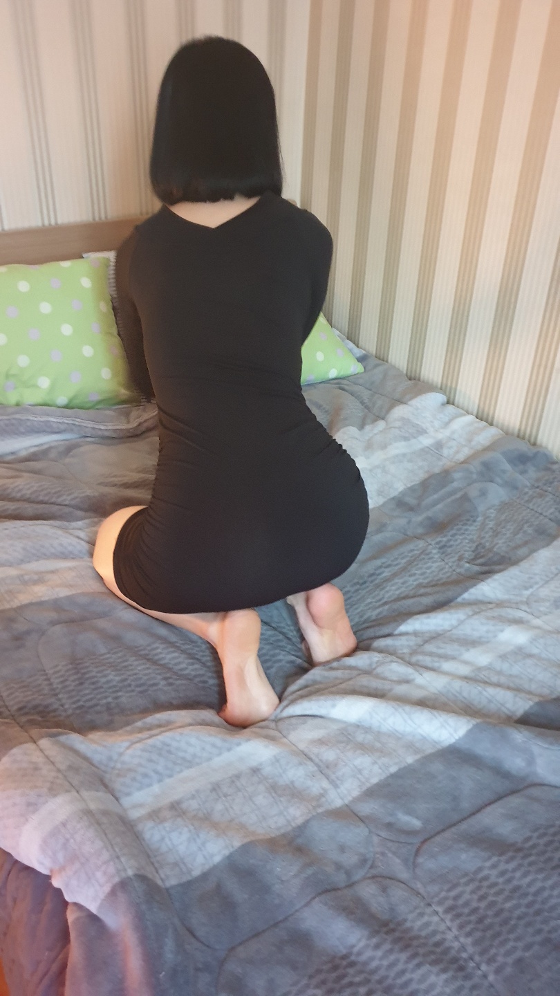 1614418085026-2.jpg