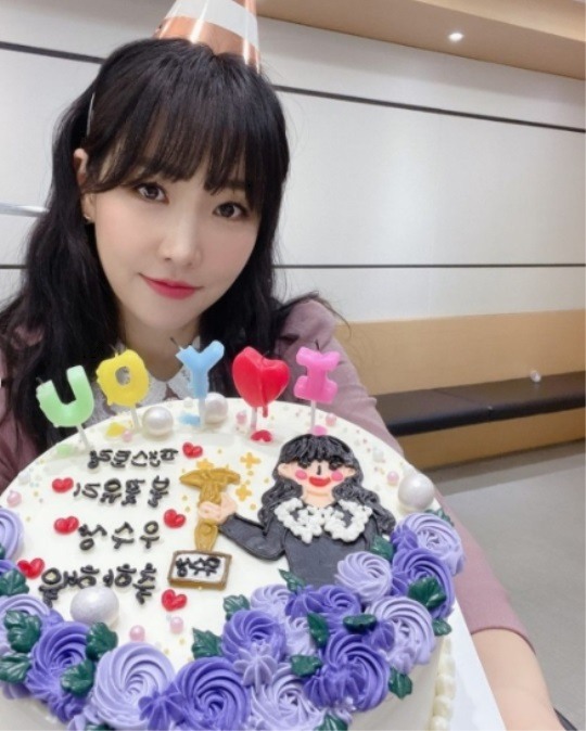 이유리.jpg
