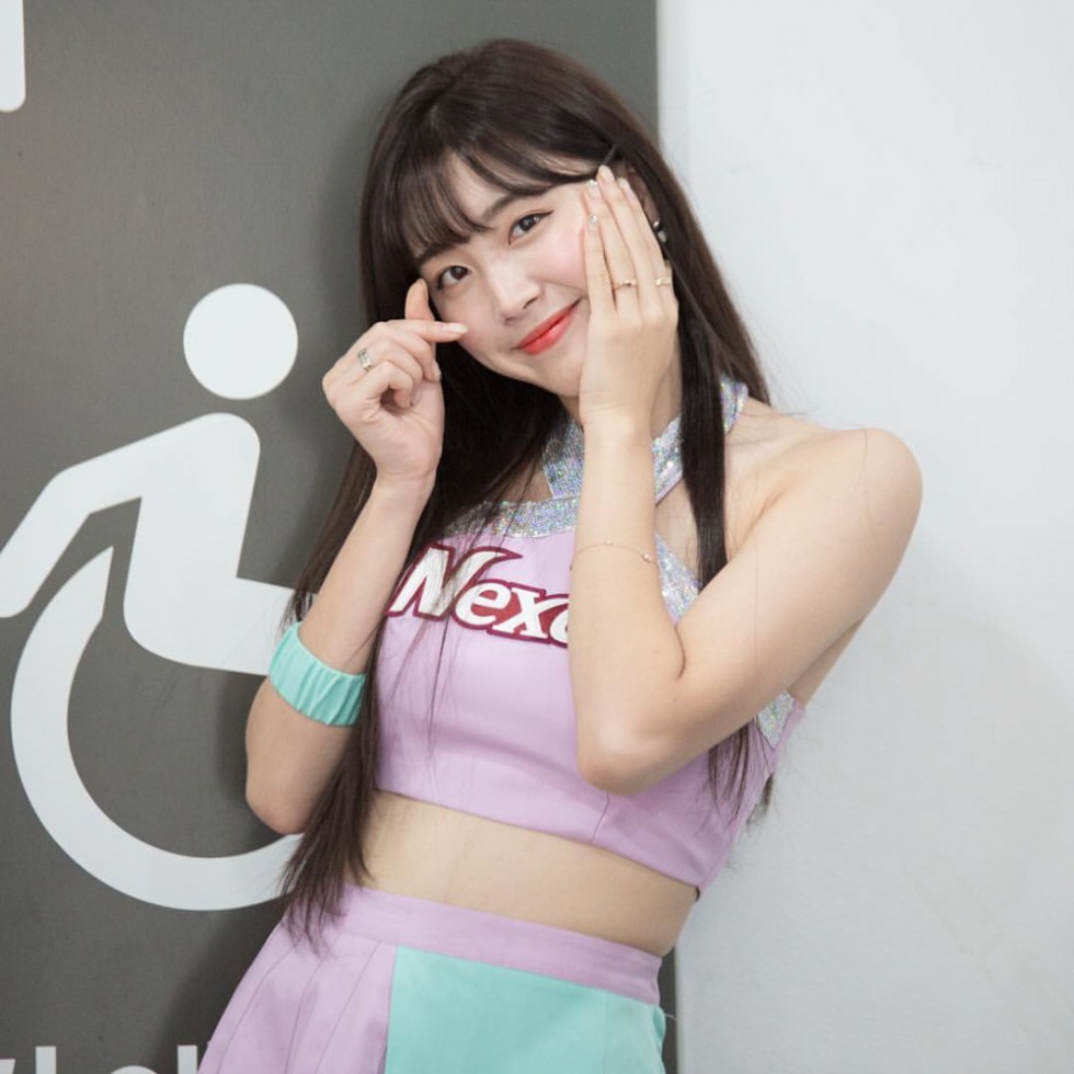 1KB86.jpg