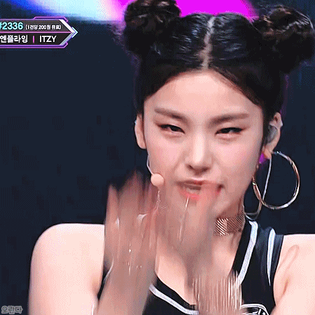 5c6b1d7d347f5bf7ad6e2c236c8d26a5.gif