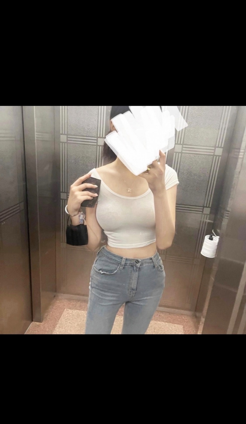 Screenshot_20220817-225459.jpg