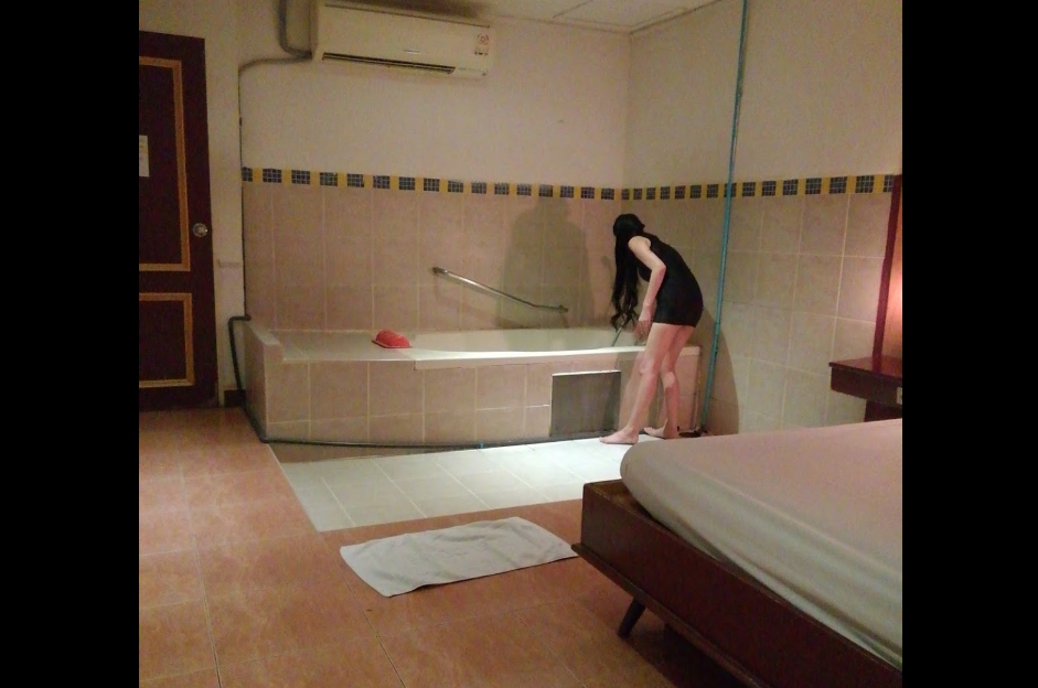 y54y5_00000.jpg