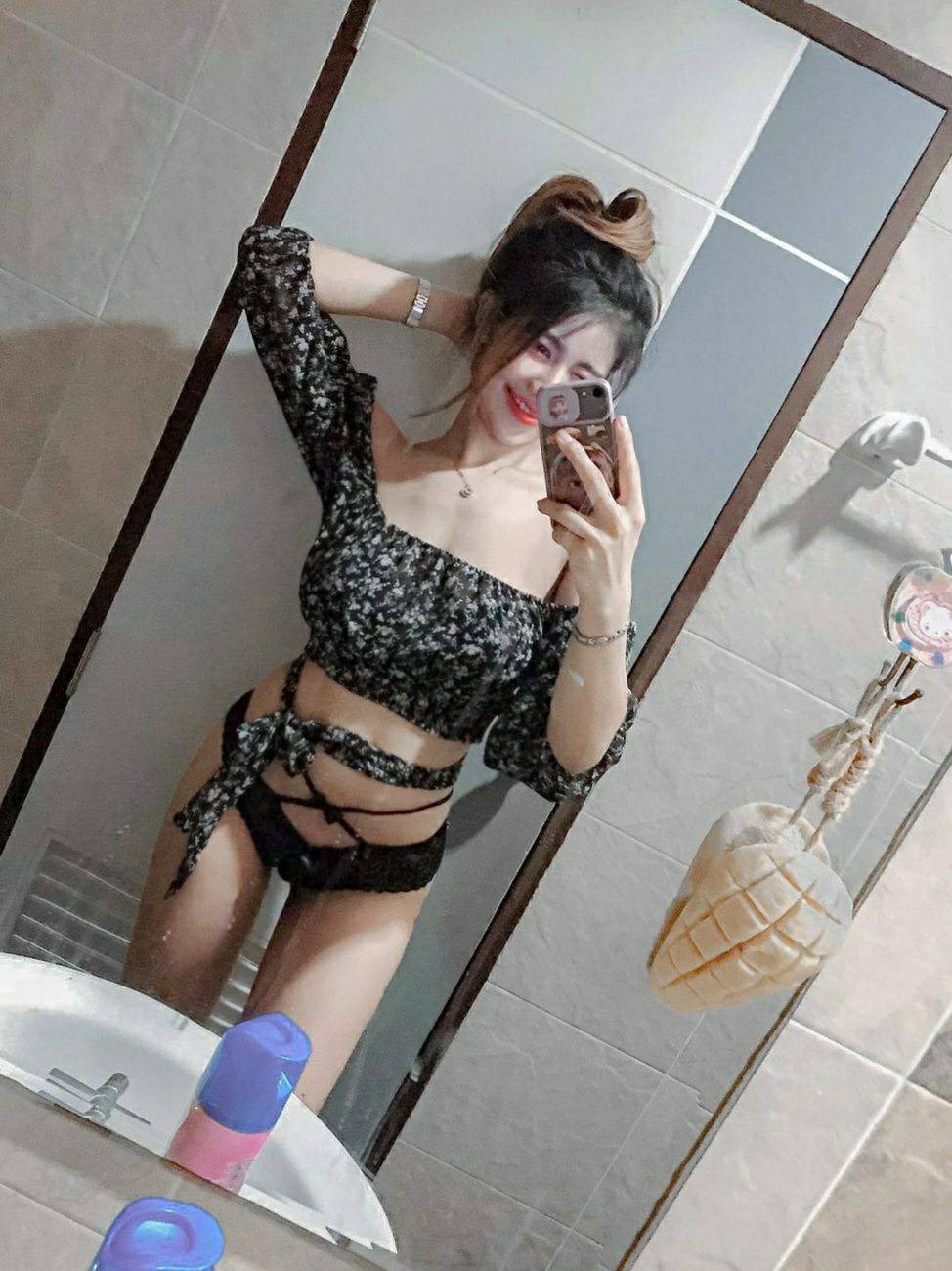 Gift 3.jpg
